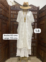 Cargar imagen en el visor de la galería, HUIPIL "BETAZA" 80-84 cms. color BLANCO
