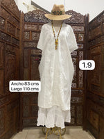 Cargar imagen en el visor de la galería, HUIPIL "BETAZA" 80-84 cms. color BLANCO
