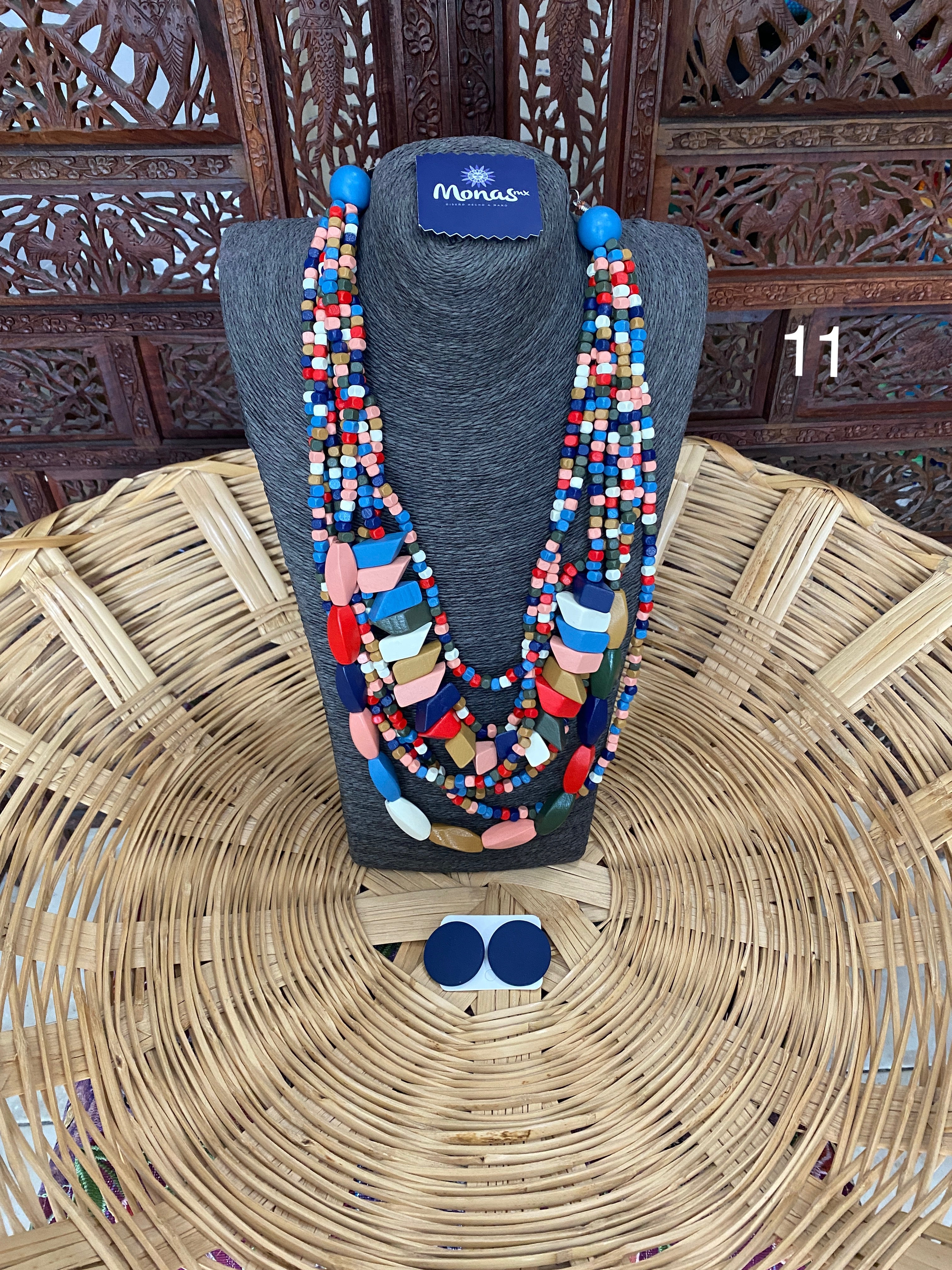 COLLAR ARTESANAL DE MADERA