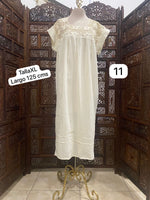Cargar imagen en el visor de la galería, VESTIDO "CROCHET" Talla XL

