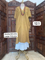Cargar imagen en el visor de la galería, HUIPIL "BETAZA" 80-85 cms COLORES
