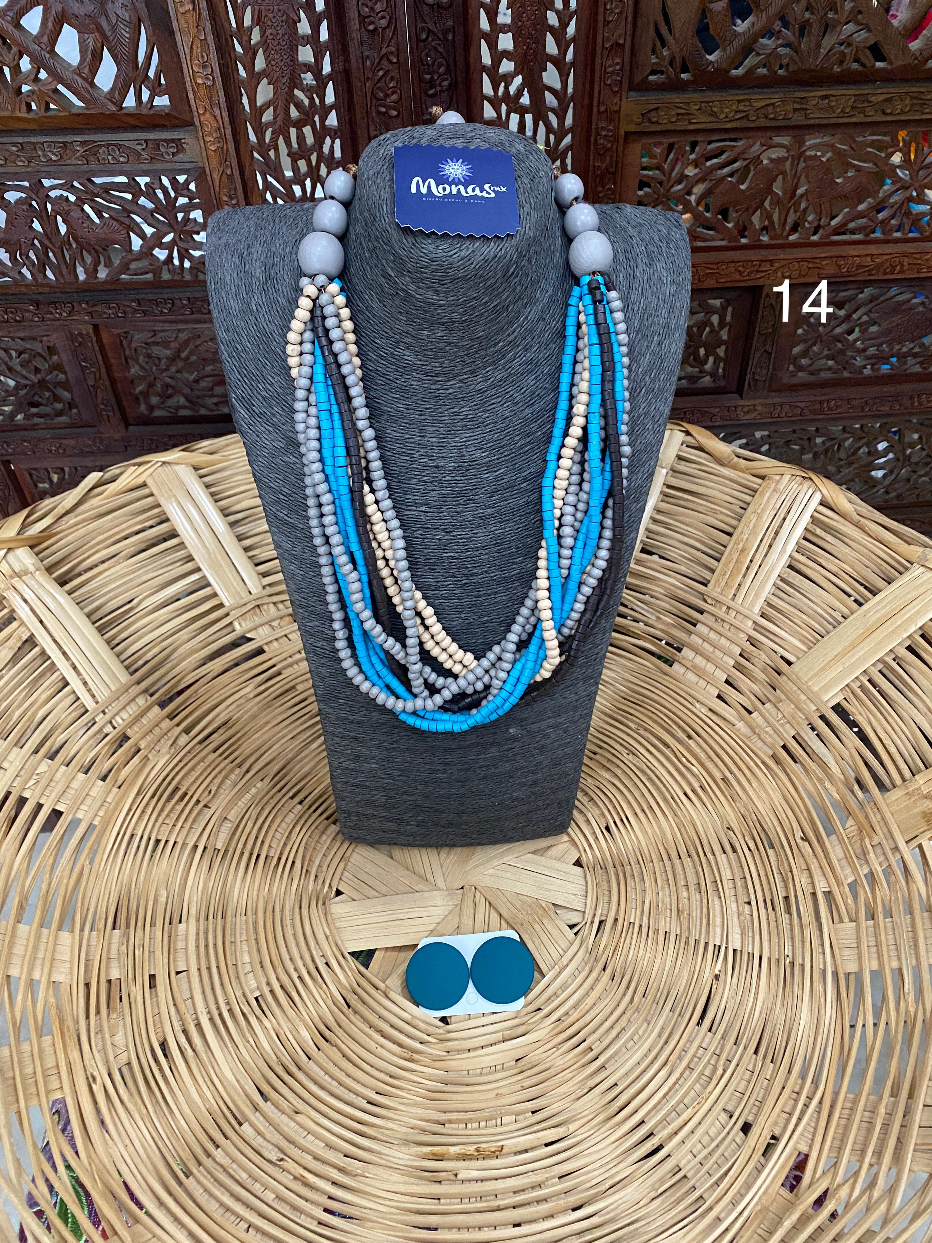 COLLAR ARTESANAL DE MADERA