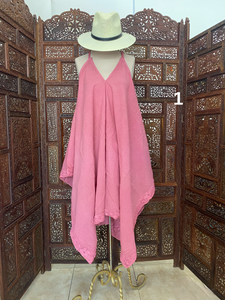 VESTIDO IRREGULAR DE TIRANTES
