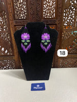 Cargar imagen en el visor de la galería, ARETES &quot;Florecita&quot;
