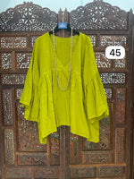 Cargar imagen en el visor de la galería, BLUSA &quot;Mariposa&quot; UNITALLA
