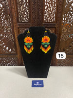 Cargar imagen en el visor de la galería, ARETES &quot;Florecita&quot;
