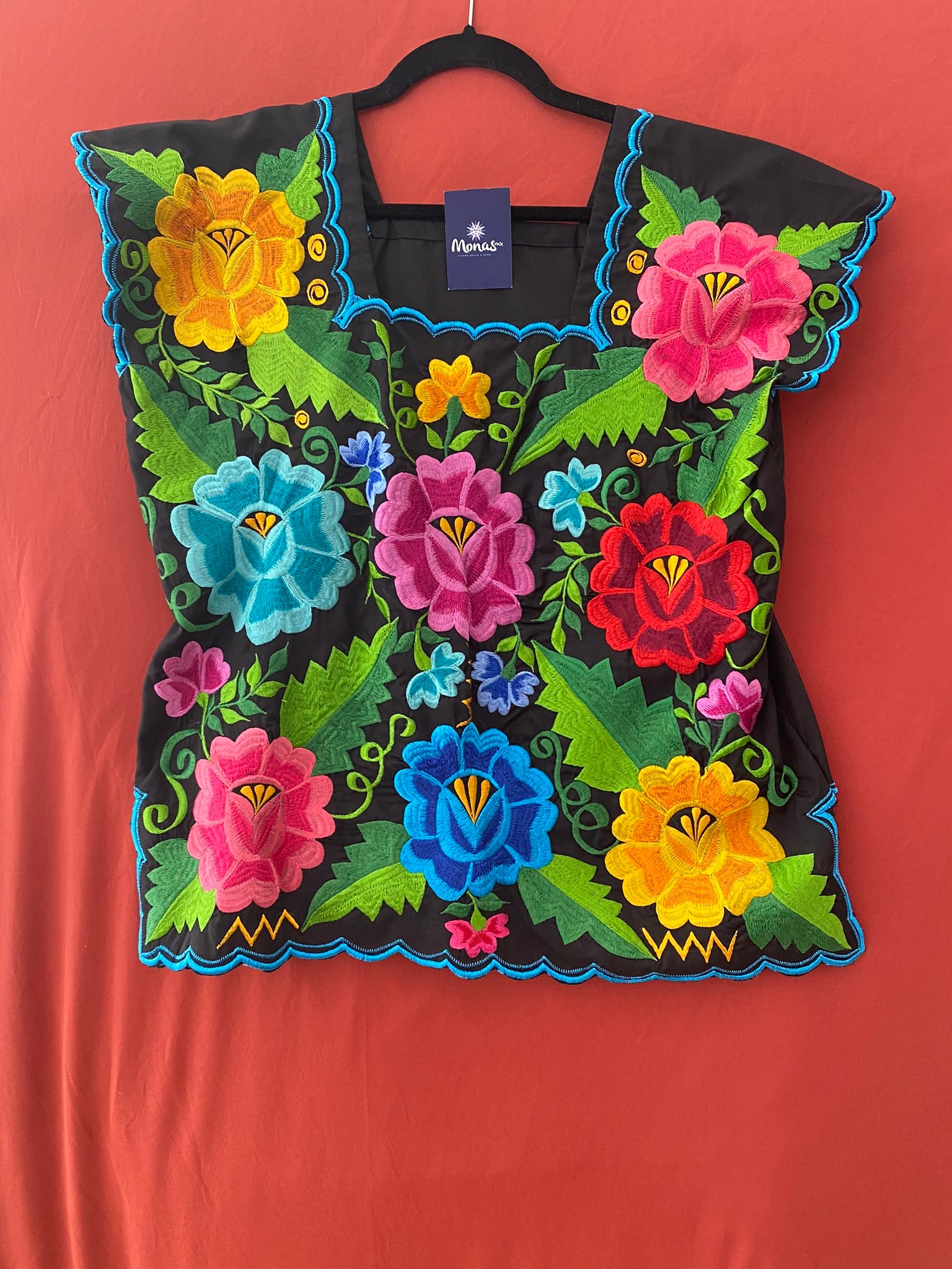 Blusa Frida cuello celeste / G
