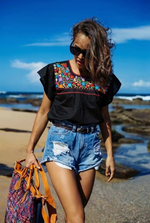 Cargar imagen en el visor de la galería, Blusa "TEHUACAN" bordada a mano
