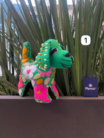 Cargar imagen en el visor de la galería, Animalitos bordados a mano (25 cms.)
