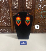 Cargar imagen en el visor de la galería, ARETES &quot;Florecita&quot;
