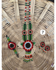 COLLAR "Wixárica" con aretes y brazalete