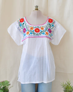 Blusa Tehuacán blanca contorno rosa / G