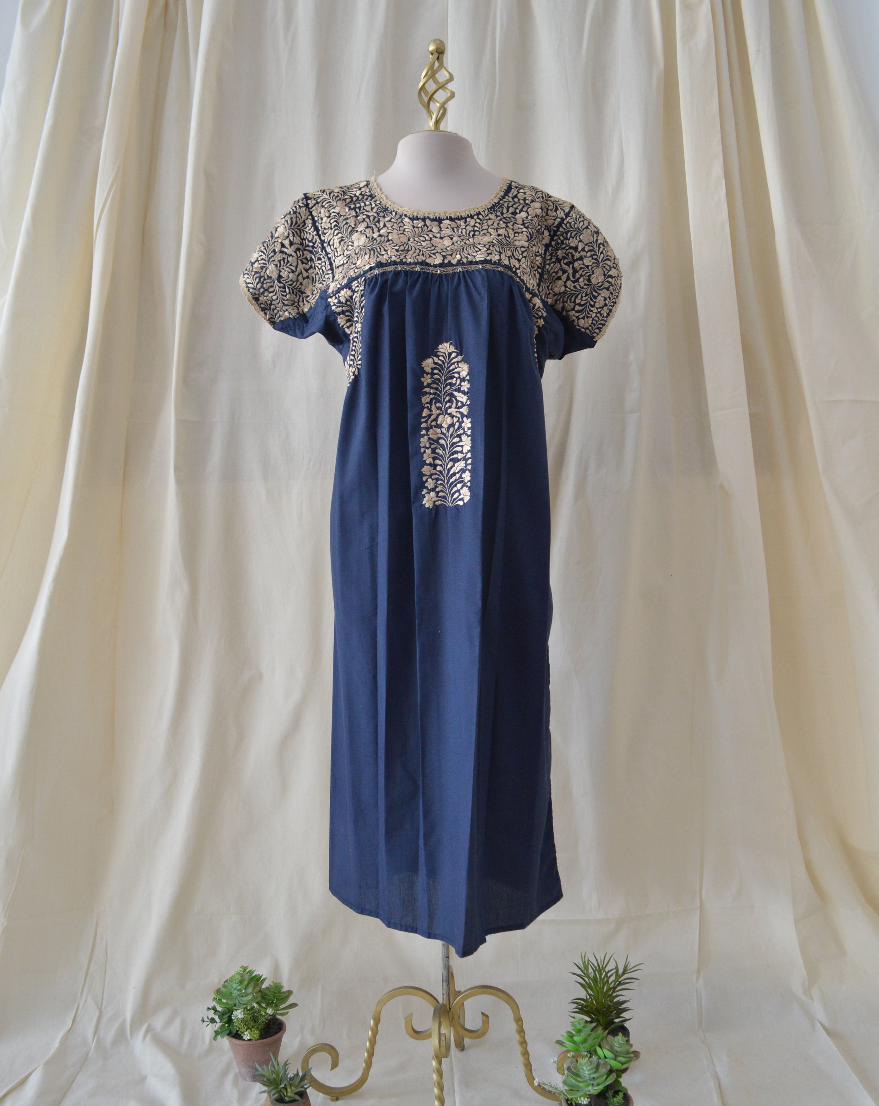 Vestido San Antonino azul marino con dorado / G
